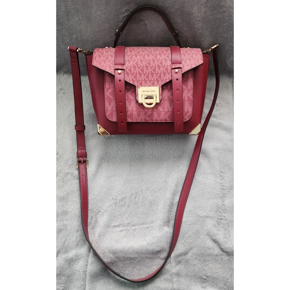 Rare Color Michael Kors Manhattan • NWT • Berry Lthr • Gold Hardware • MSRP 428 - Picture 2 of 10